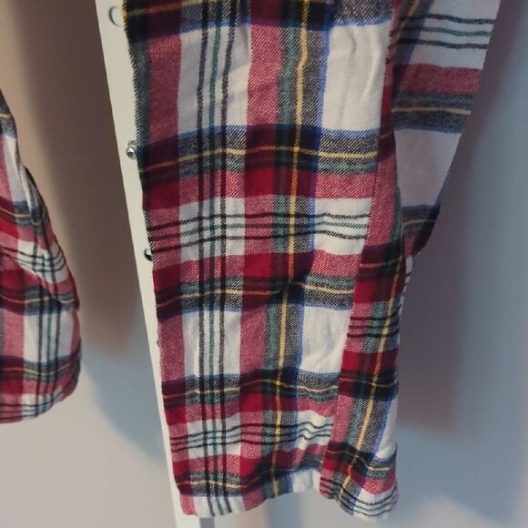 Old Navy Red and White Sweatpants with Elastic Waist - Picture 3 of 6